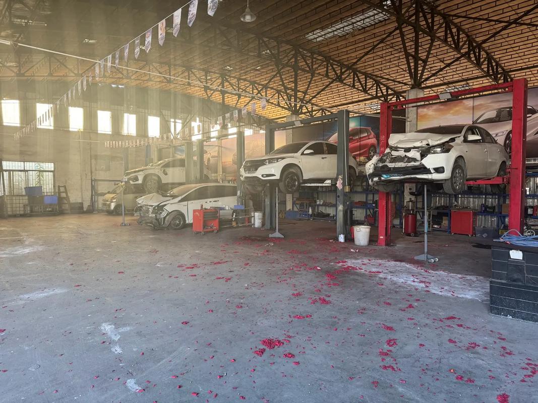 汽車維修 鈑金噴漆 事故車維修.汽車維修保養 鈑金噴漆 事故